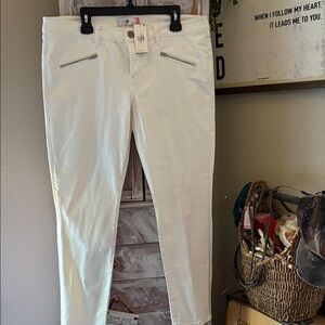 CAbi Women's Straight Leg Jeans - Cream